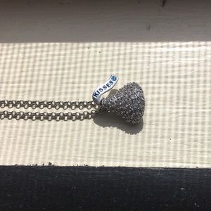 Beautiful Sterling Silver Kisses™️ Necklace